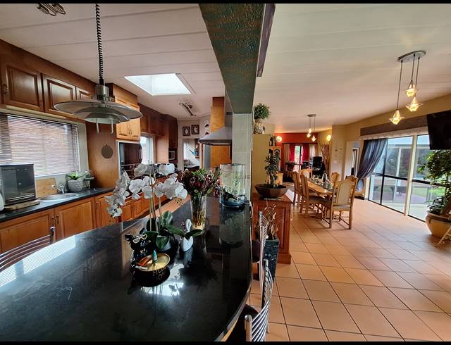 4 bed property for sale in AERORAND